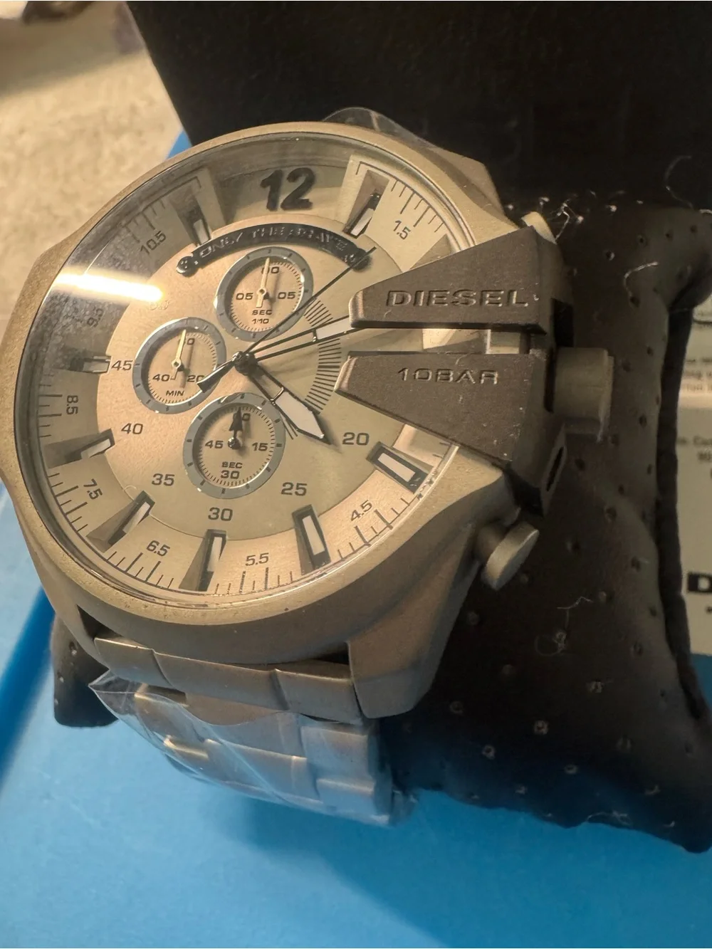 #142 Diesel Men's Silver Chronograph Watch